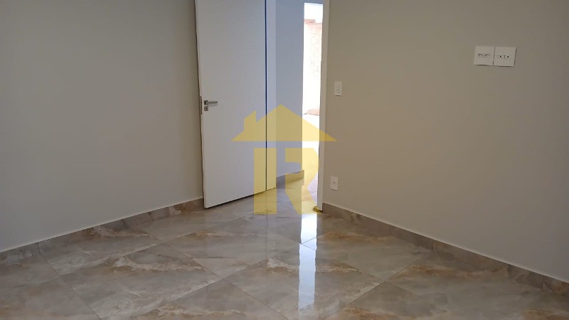 Casa com 2 quartos à venda, 170m² — foto 17 de 23