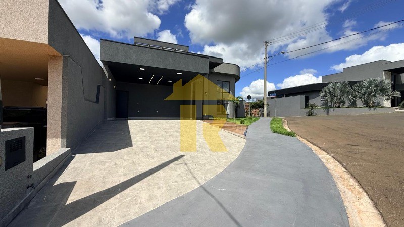 Casa de Condomínio com 3 quartos à venda, 165m² — foto 3 de 36