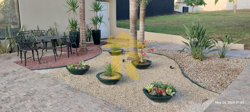 Casa de Condomínio com 4 quartos à venda, 230m² — foto 4 de 39