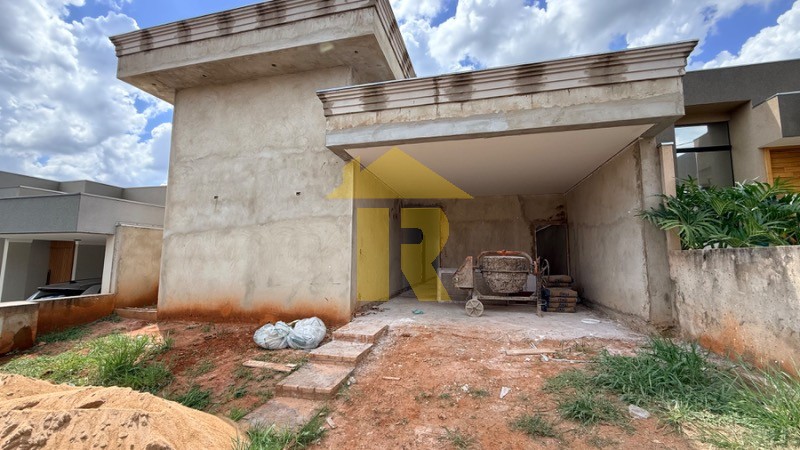 Casa de Condomínio com 3 quartos à venda, 160m² — foto 1 de 29
