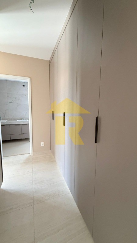 Apartamento com 3 quartos à venda, 141m² — foto 17 de 33