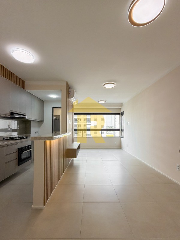 Apartamento com 2 quartos à venda, 71m² — foto 8 de 51