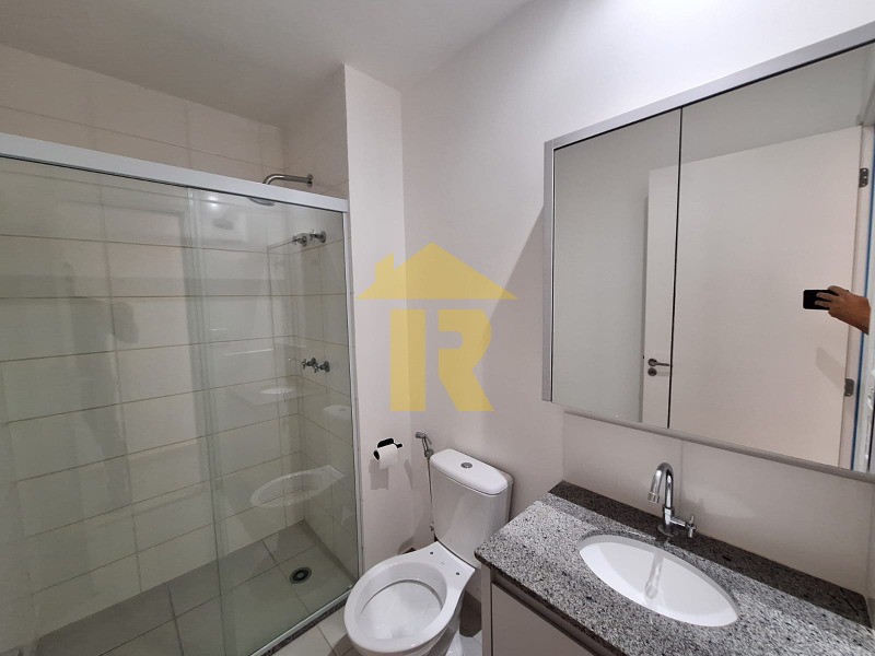 Apartamento com 3 quartos para aluguel, 77m² — foto 13 de 32