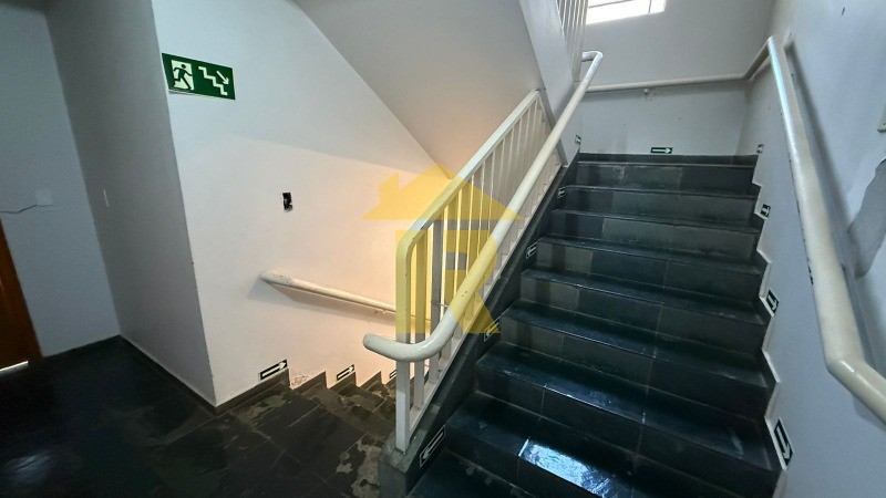 Apartamento com 3 quartos à venda, 90m² — foto 25 de 28