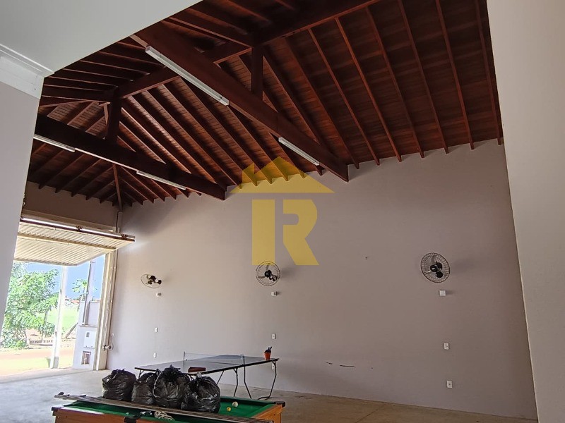 Casa de Condomínio com 4 quartos à venda, 600m² — foto 4 de 37