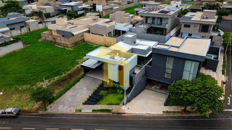 Casa de Condomínio com 3 quartos à venda, 220m² — foto 23 de 23