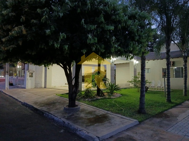 Casa de Condomínio com 3 quartos à venda, 170m² — foto 2 de 26