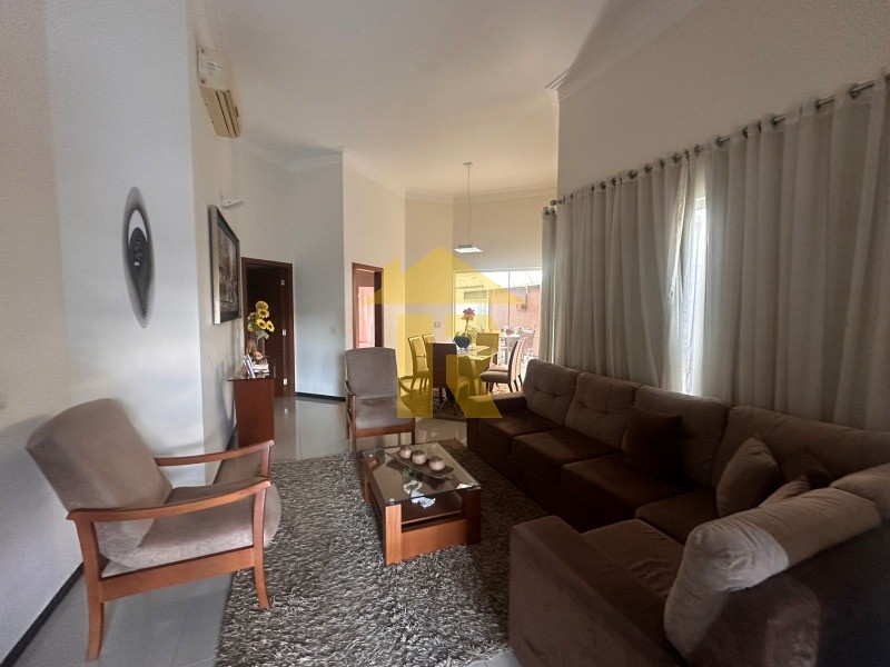 Casa de Condomínio com 3 quartos à venda, 400m² — foto 1 de 24