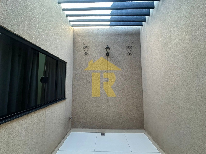Casa com 3 quartos à venda, 200m² — foto 17 de 31