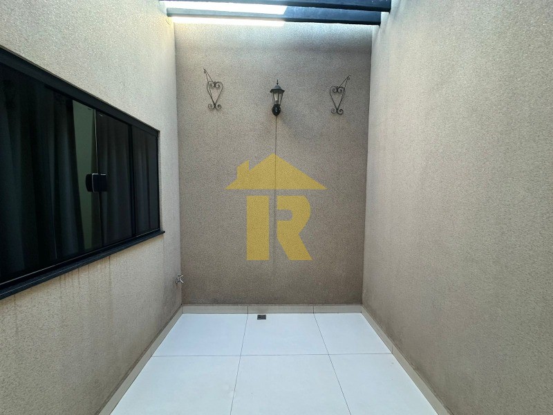 Casa com 3 quartos à venda, 200m² — foto 16 de 31