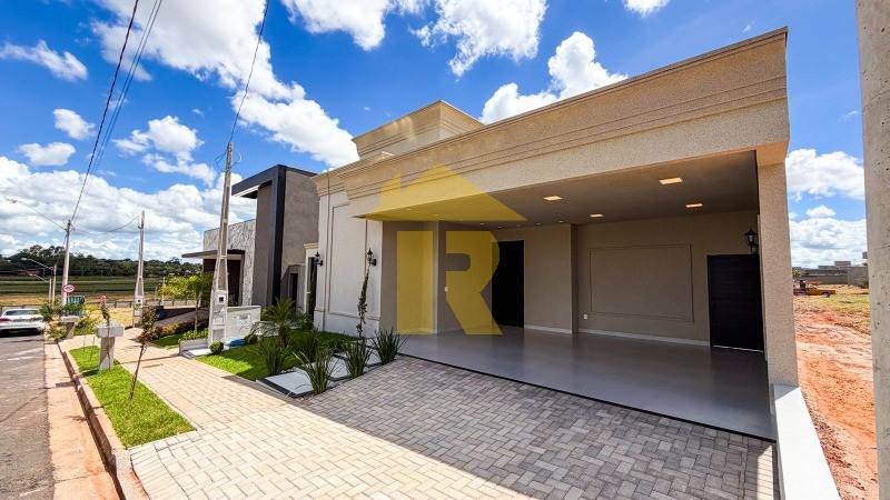 Casa de Condomínio com 3 quartos à venda, 177m² — foto 2 de 20