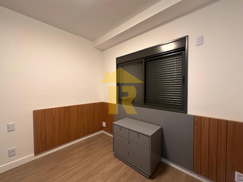 Apartamento com 3 quartos para aluguel, 87m² — foto 18 de 43