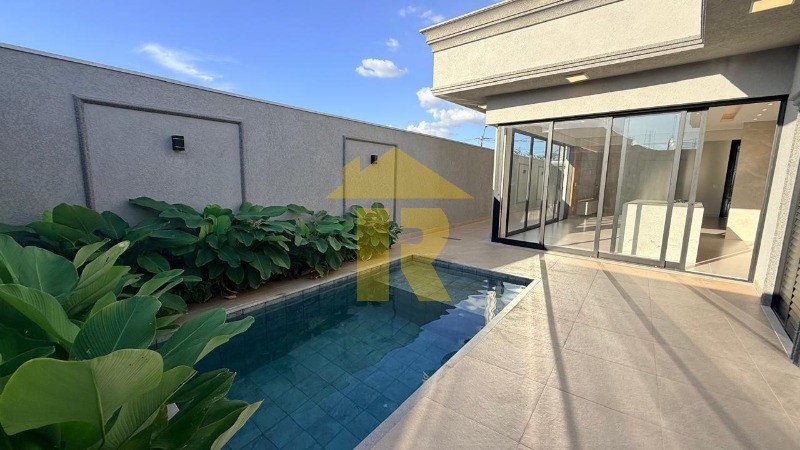 Casa de Condomínio com 3 quartos à venda, 205m² — foto 17 de 38