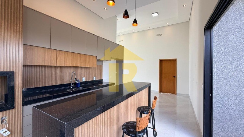 Casa de Condomínio com 3 quartos à venda, 165m² — foto 10 de 36