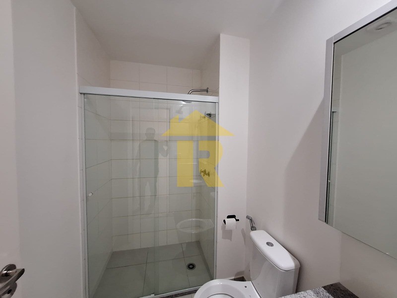 Apartamento com 3 quartos para aluguel, 77m² — foto 11 de 32