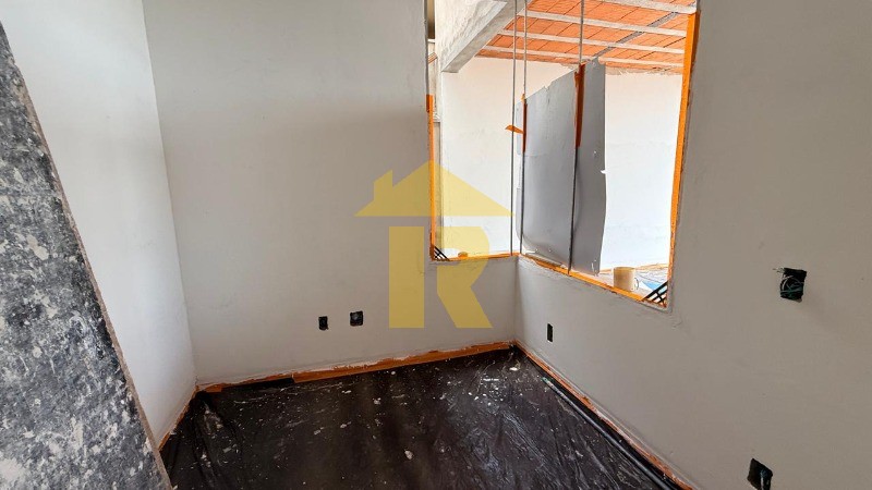 Casa de Condomínio com 3 quartos à venda, 158m² — foto 6 de 28