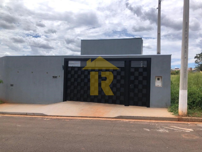 Casa com 2 quartos à venda, 123m² — foto 1 de 30