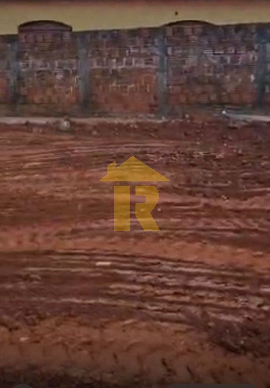Terreno / Lote / Condomínio  à venda, 300m² — foto 6 de 10