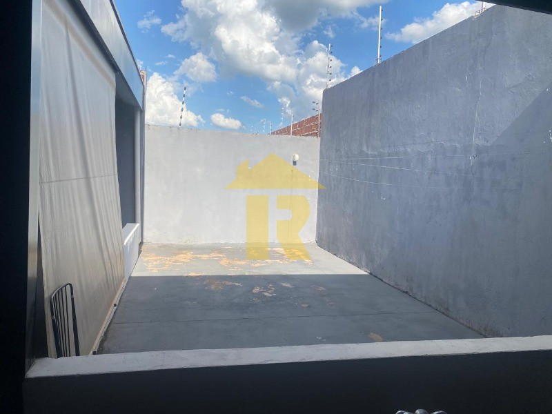 Casa com 3 quartos à venda, 120m² — foto 29 de 31