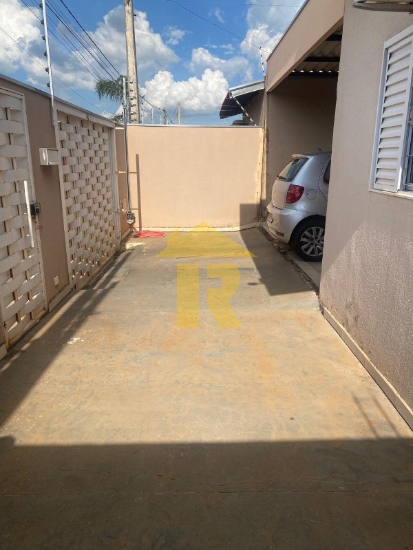 Casa com 3 quartos à venda, 120m² — foto 4 de 31