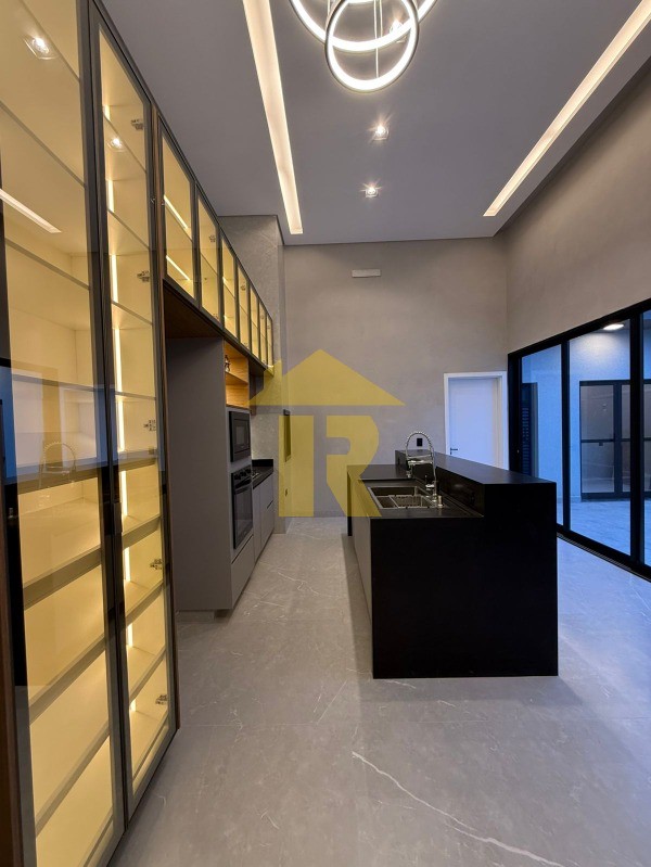 Casa com 3 quartos à venda, 137m² — foto 11 de 25