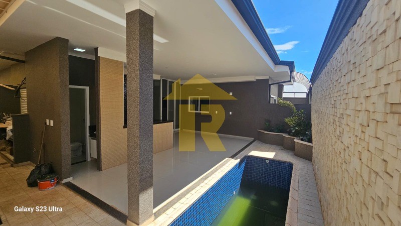 Casa de Condomínio com 3 quartos à venda, 223m² — foto 13 de 33
