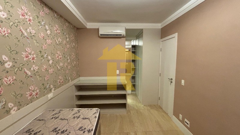 Apartamento com 3 quartos à venda, 174m² — foto 17 de 33