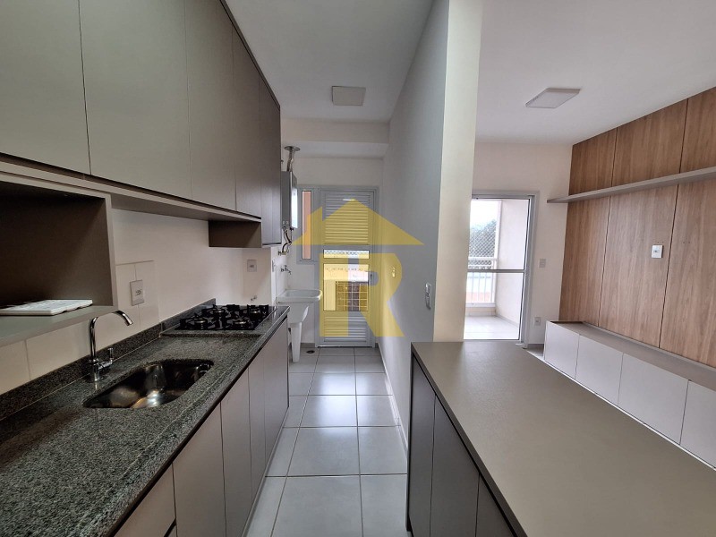 Apartamento com 3 quartos para aluguel, 77m² — foto 6 de 32
