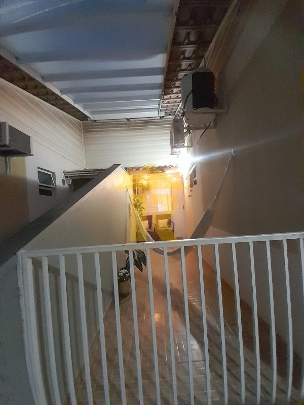 Casa de Condomínio com 3 quartos à venda, 100m² — foto 2 de 32