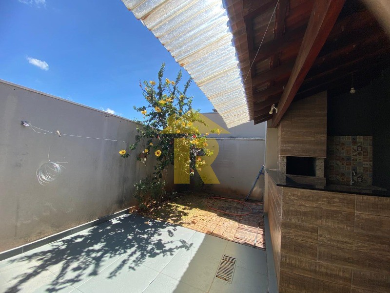 Casa de Condomínio com 3 quartos à venda e aluguel, 120m² — foto 11 de 39