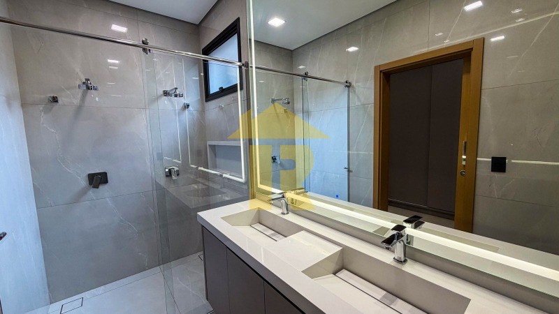 Casa de Condomínio com 3 quartos à venda, 220m² — foto 16 de 23