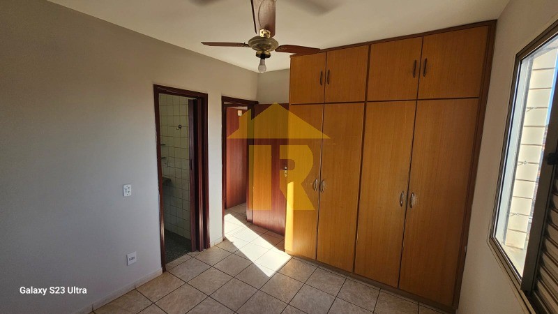Apartamento com 4 quartos para aluguel, 133m² — foto 19 de 21