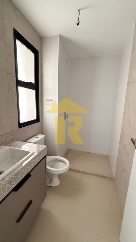 Apartamento com 3 quartos à venda, 141m² — foto 18 de 33