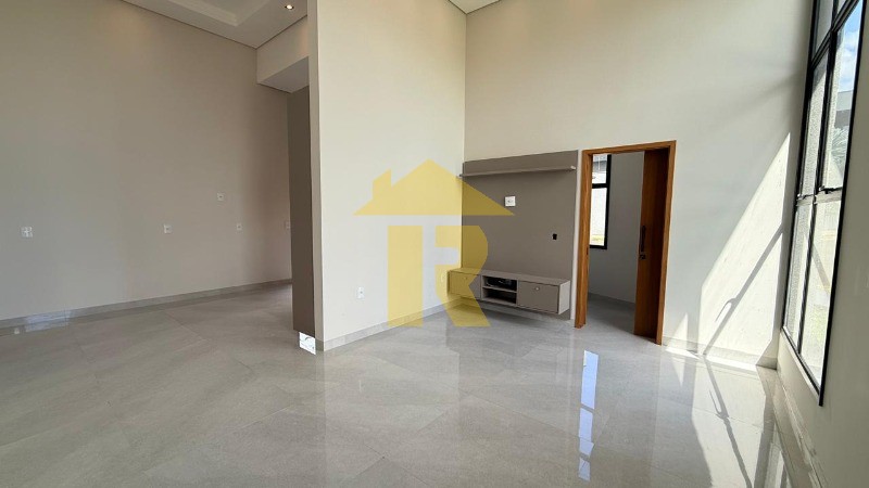 Casa de Condomínio com 3 quartos à venda, 165m² — foto 7 de 36