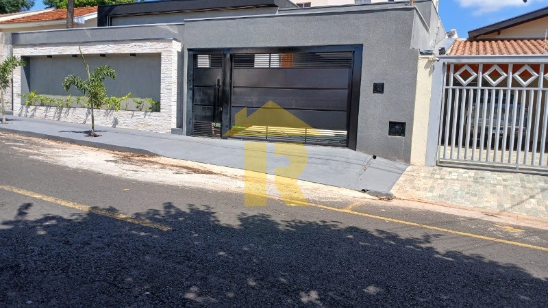 Casa com 2 quartos à venda, 170m² — foto 1 de 23