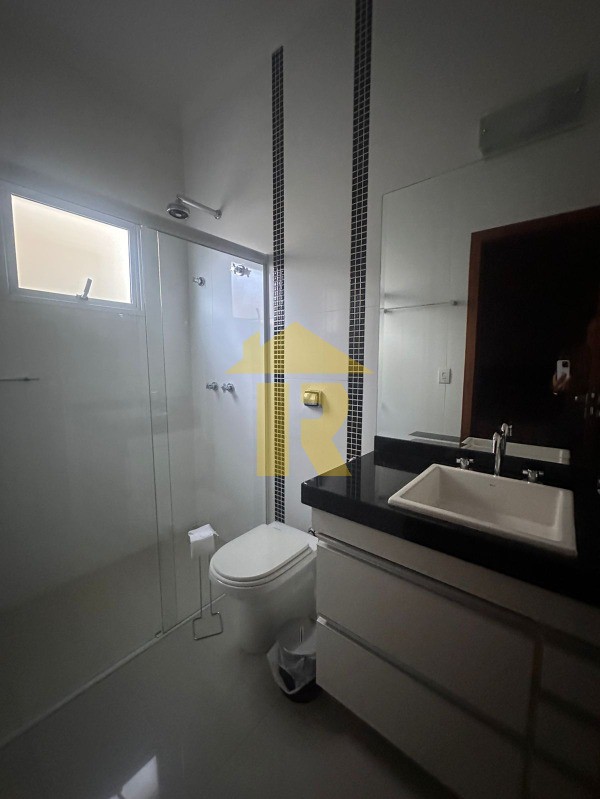 Casa de Condomínio com 3 quartos à venda, 400m² — foto 22 de 24