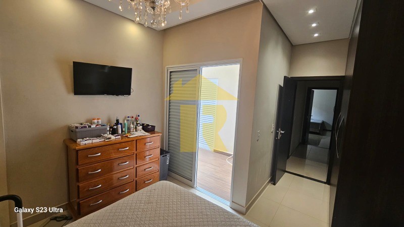 Casa de Condomínio com 3 quartos à venda, 198m² — foto 24 de 33
