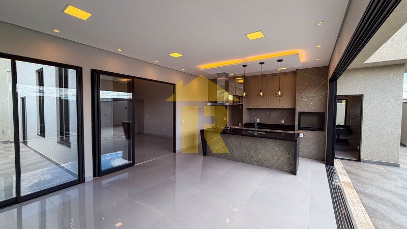 Casa de Condomínio com 3 quartos à venda, 177m² — foto 3 de 20
