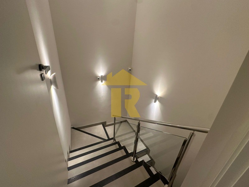 Casa de Condomínio com 3 quartos à venda, 227m² — foto 18 de 27