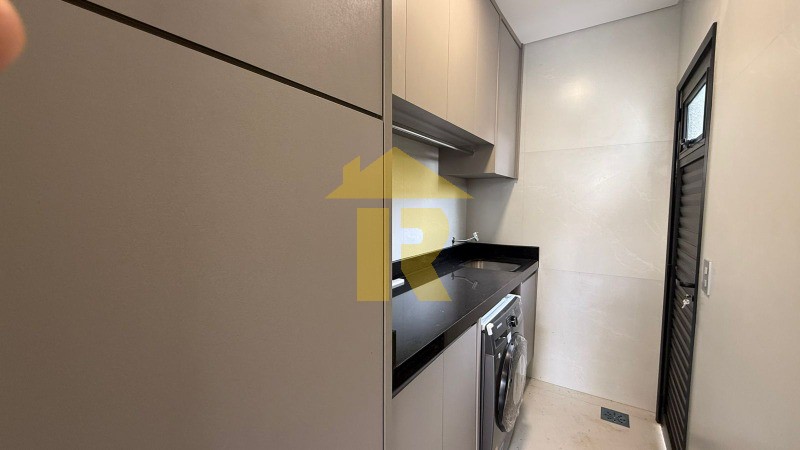 Casa de Condomínio com 3 quartos à venda, 180m² — foto 8 de 29