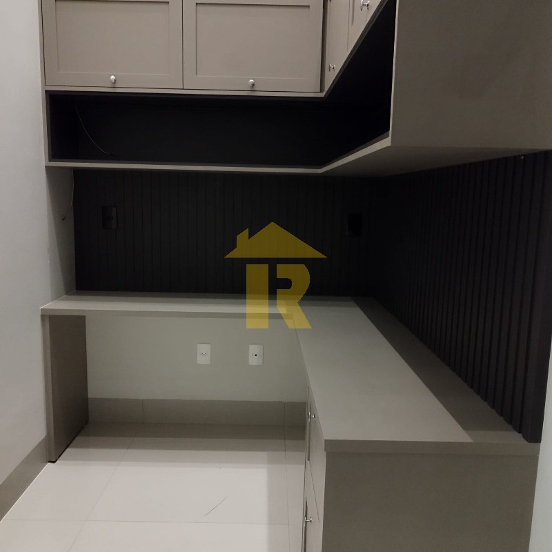 Casa de Condomínio com 3 quartos à venda, 212m² — foto 9 de 29