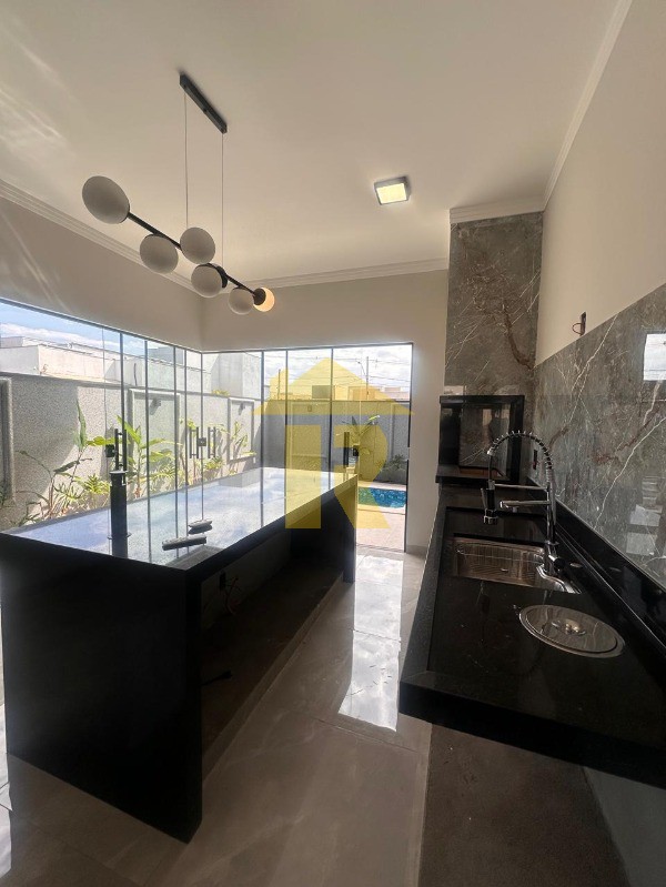 Casa de Condomínio com 3 quartos à venda, 120m² — foto 12 de 39