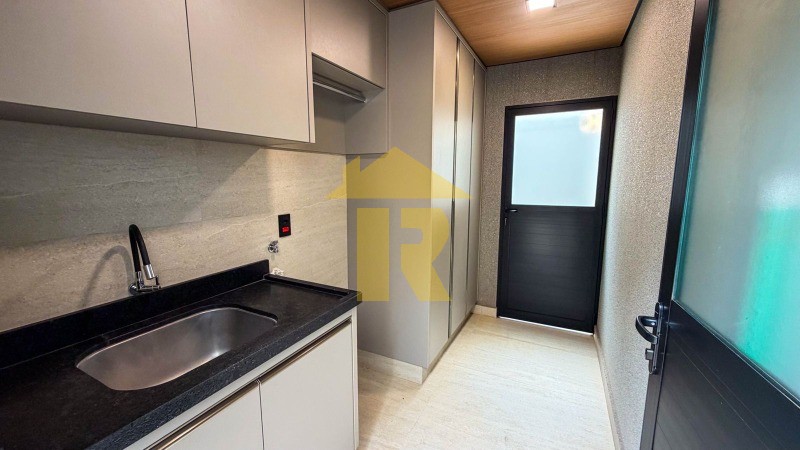 Casa de Condomínio com 3 quartos à venda, 220m² — foto 19 de 23