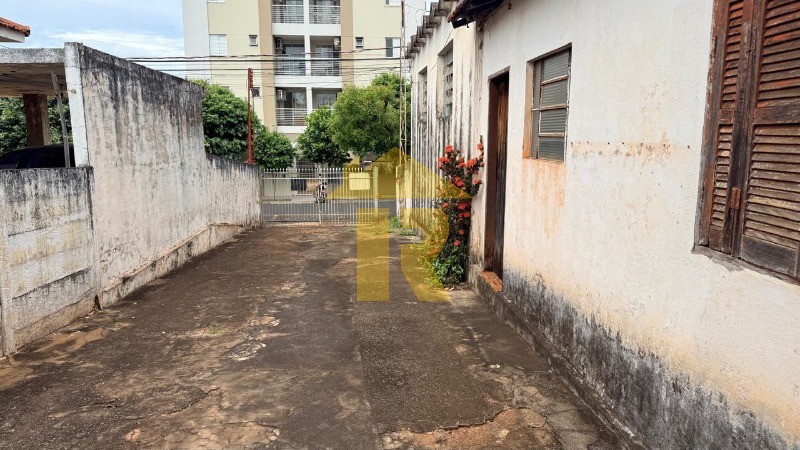 Casa com 4 quartos à venda, 303m² — foto 10 de 20
