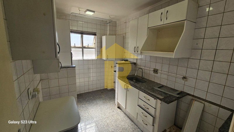 Apartamento com 4 quartos à venda e aluguel, 133m² — foto 2 de 20