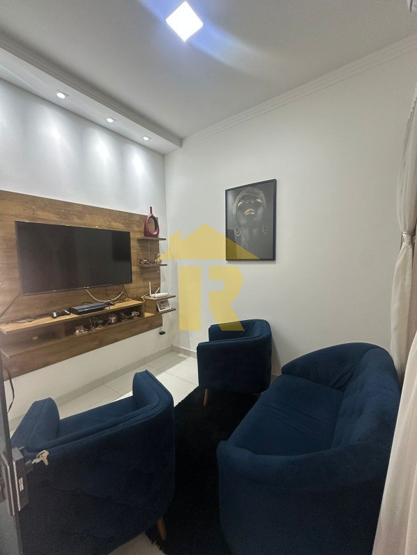 Casa com 3 quartos à venda, 200m² — foto 5 de 31