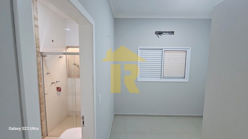 Casa de Condomínio com 3 quartos à venda, 223m² — foto 21 de 33