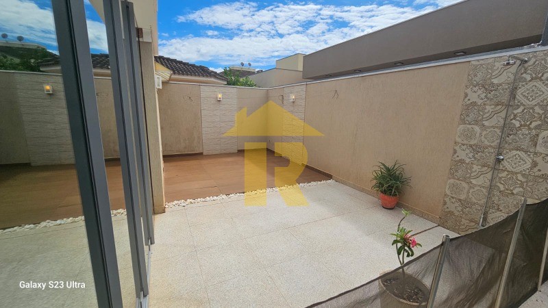 Casa de Condomínio com 3 quartos à venda, 198m² — foto 19 de 33