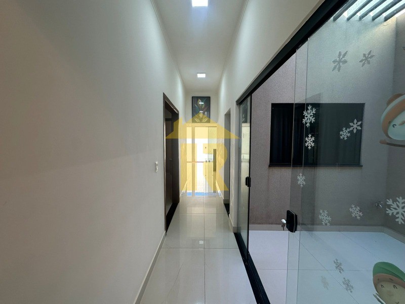 Casa com 3 quartos à venda, 200m² — foto 18 de 31