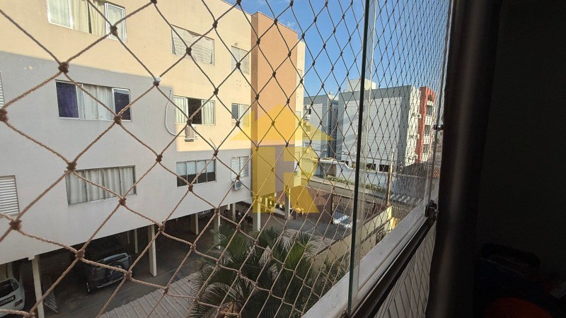 Apartamento com 3 quartos à venda, 90m² — foto 21 de 28